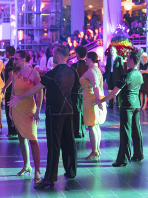 4 Hochschulball Bochum Fynn Dortona Web 064