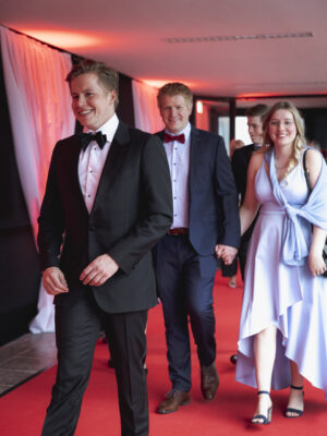 5 Hochschulball Bochum Fynn Dortona Web 043